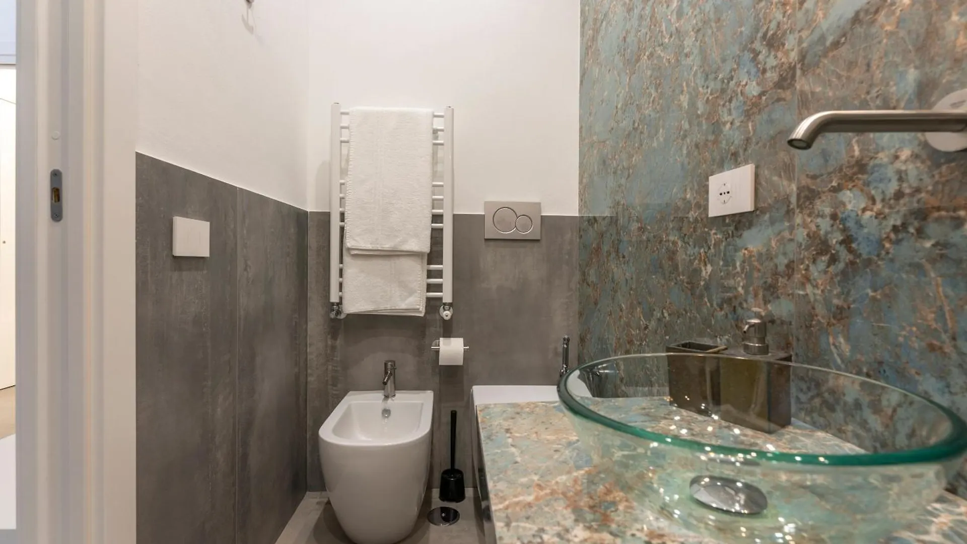 A26 Apartments - Premium Apartment In Naples